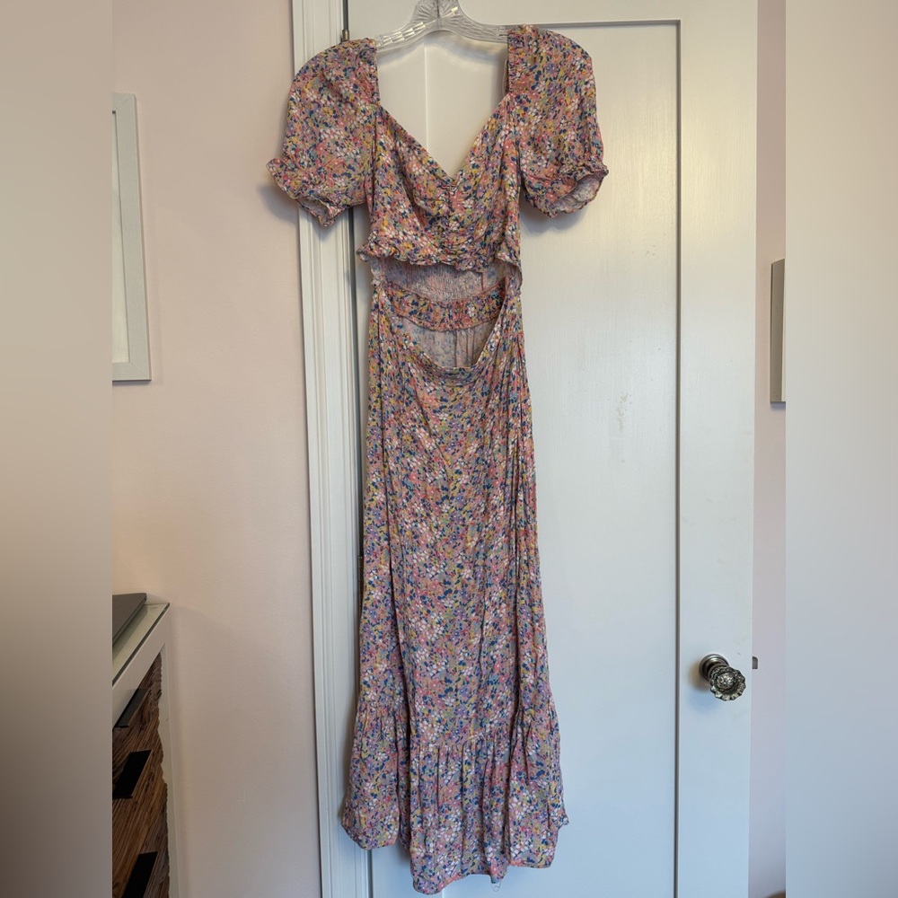 Chic Floral Maxi Dress in Pink
